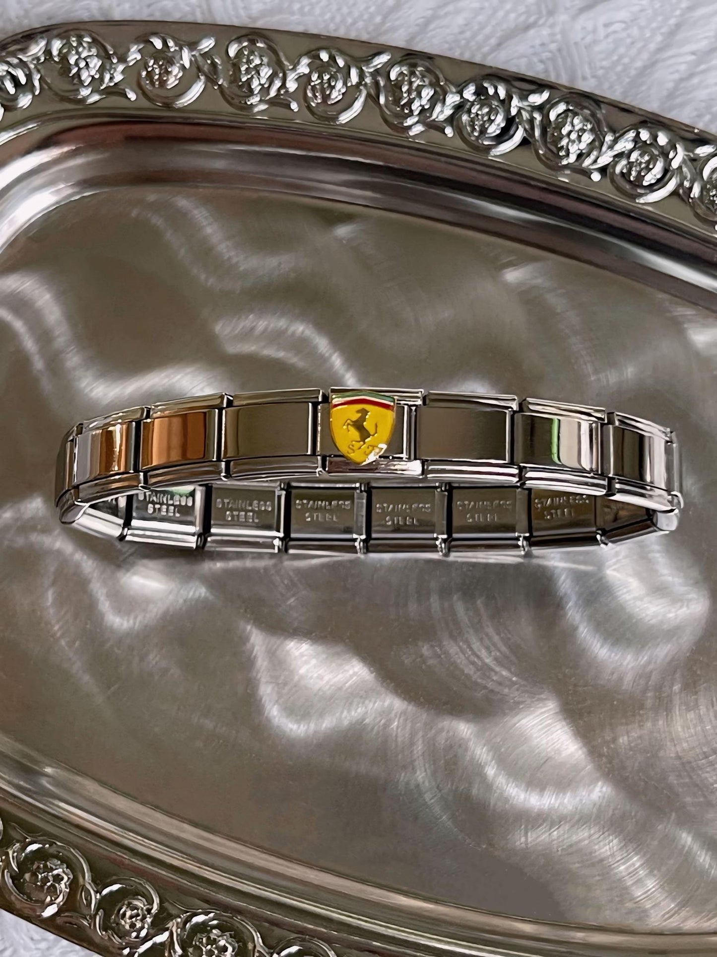 Ferrari - Silver Charm