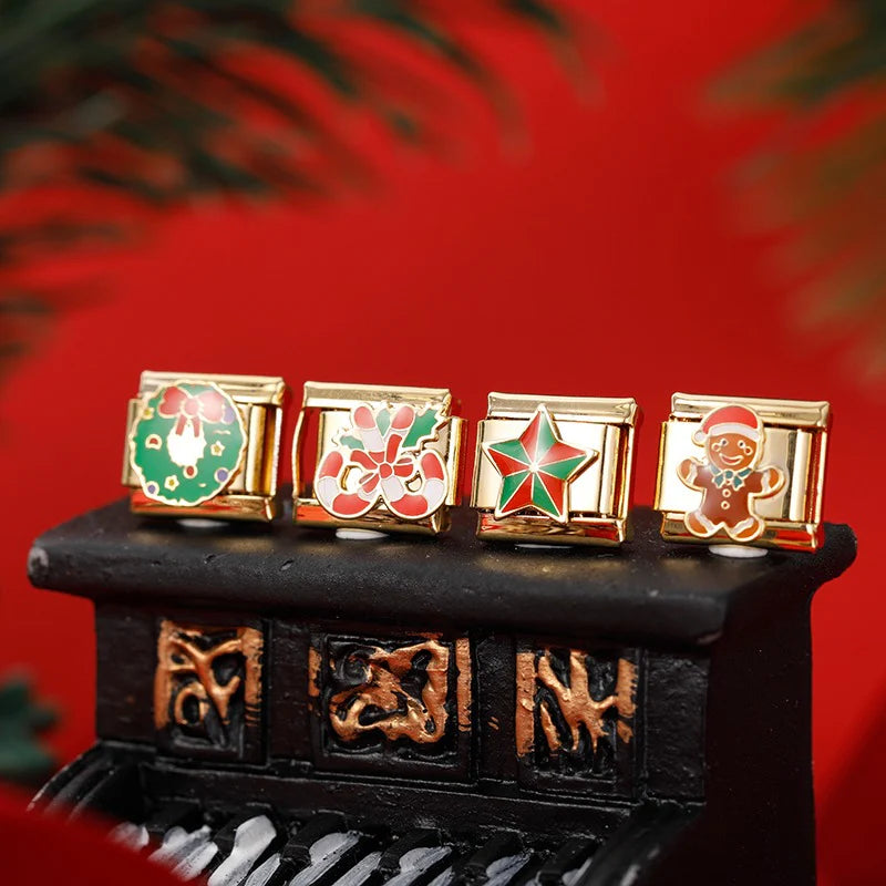 Merry Tree – Gold Charm - Charmris