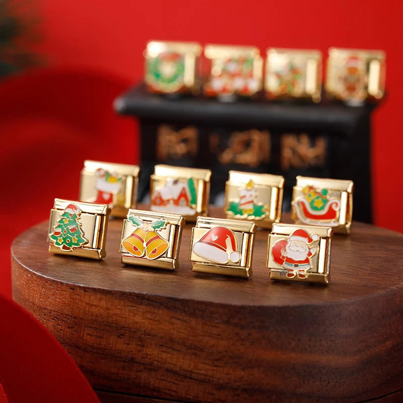 Merry Tree – Gold Charm - Charmris