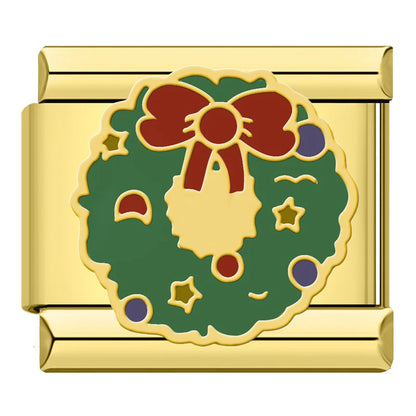 Holly Wreath – Gold Charm