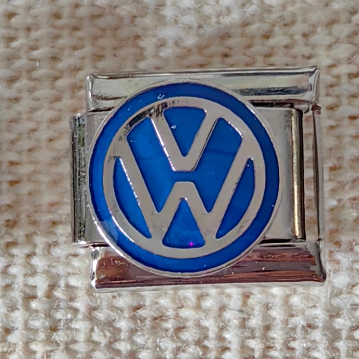 Volkswagen - Silver Charm