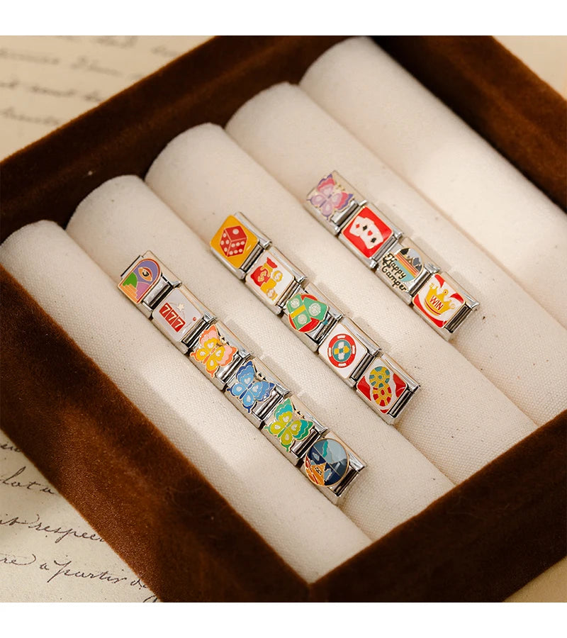 Money & Coins Icon - Silver Charm